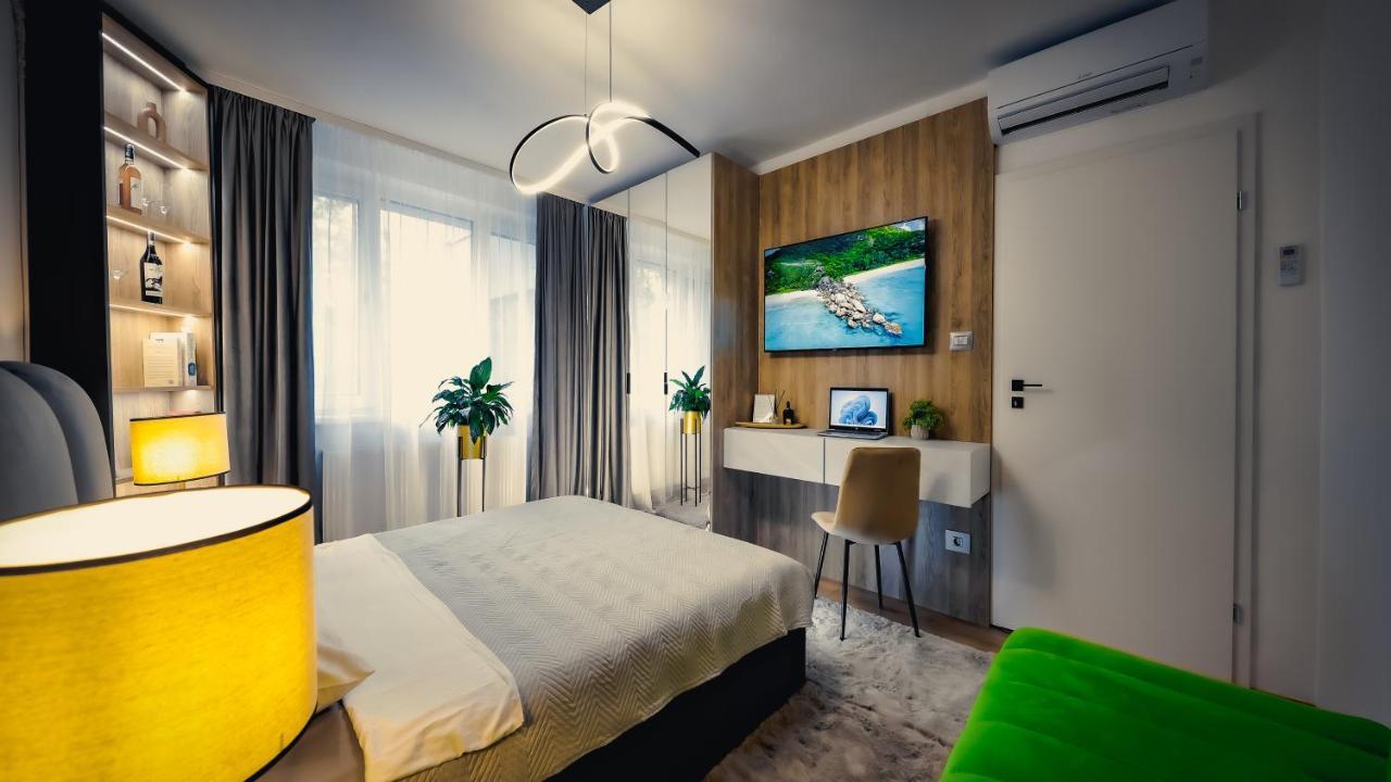 Central Luxury Home Timisoara Exterior photo